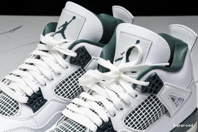 Hyperoad “Oxidized Air Green” Jordan 4 0813